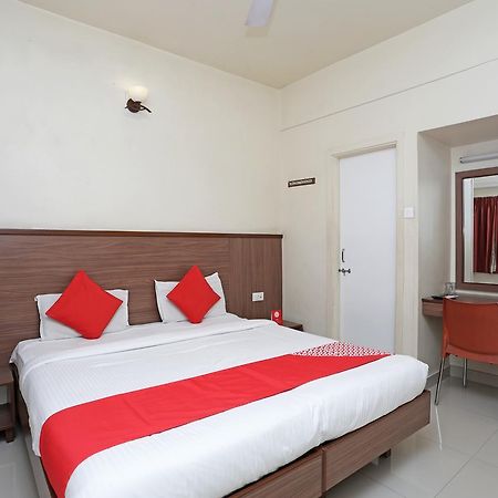 Oyo 4104 Surya Villa Púna Kültér fotó