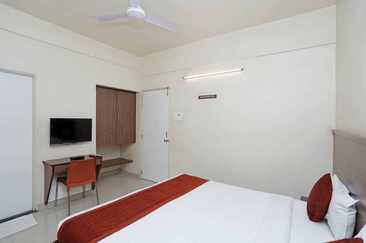 Oyo 4104 Surya Villa Púna Kültér fotó